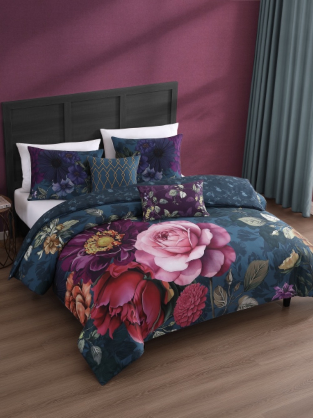 Bebejan Vibrant Flora Reversible King Comforter Set - Picture 2 of 7